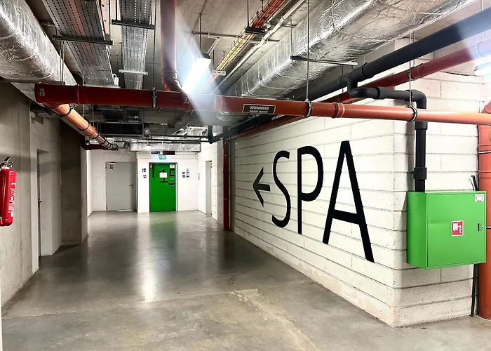 Walonska 19 - & Parking Apartment Wroclaw